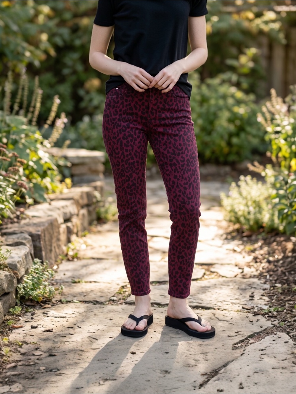 NWT Social Standard by Sanctuary Burgundy Leopard Ankle Skinny Jeans Size 4
